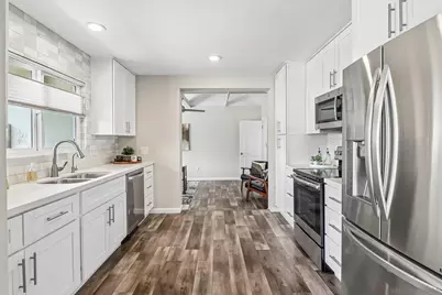  4410 Carib Ct, San Diego, CA 92117 - Photo 7