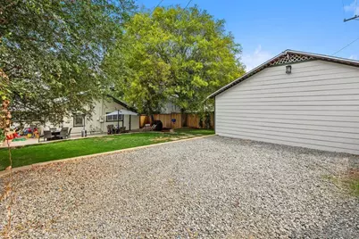  129 E 6th, Escondido, CA 92025 - Photo 21