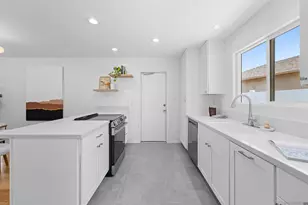 8754 Joeve Ct, San Diego, CA 92119 - Photo 9