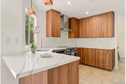  5849 Caminito Del Estio, La Jolla, CA 92037 - Photo 5