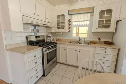  6 Oriole Ln, Oceanside, CA 92057 - Photo 3