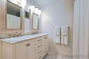 1174 Locust St, San Diego, CA 92106 - Photo 3