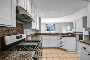 9325 Babauta Rd, San Diego, CA 92129 - Photo 17