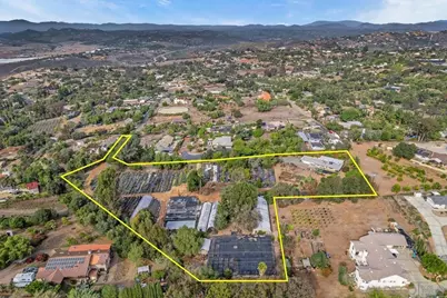  3000 Blackwell Dr, Vista, CA 92084 - Photo 5