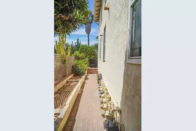  2114 Abbott St., San Diego, CA 92107 - Photo 13
