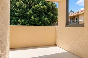 7405 Charmant Dr, San Diego, CA 92122 - Photo 9
