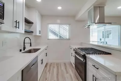  1478 Hornblend Street, San Diego, CA 92109 - Photo 9