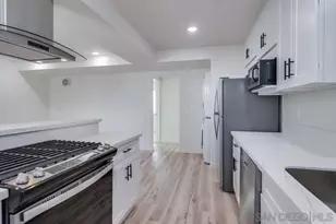 1478 Hornblend St, San Diego, CA 92109 - Photo 11