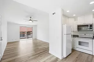 4010 Porte La Paz, San Diego, CA 92122 - Photo 7
