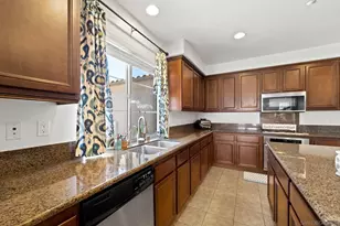 2205 Andalusia Ln, Chula Vista, CA 91915 - Photo 13
