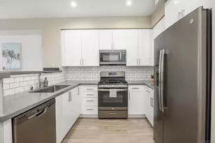 355 N Cleveland St, Oceanside, CA 92054 - Photo 13