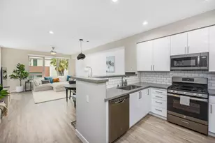 355 N Cleveland St, Oceanside, CA 92054 - Photo 17