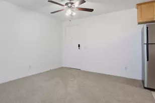 8332 Regents Rd, San Diego, CA 92122 - Photo 9