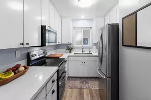 500 E, Coronado, CA 92118 - Photo 15