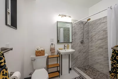 4741 Point Loma Ave, San Diego, CA 92106 - Photo 9