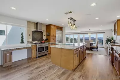  2450 Vista Lago Ter, Escondido, CA 92029 - Photo 11