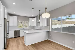 3900 Rojo Tierra Rd, La Mesa, CA 91941 - Photo 13