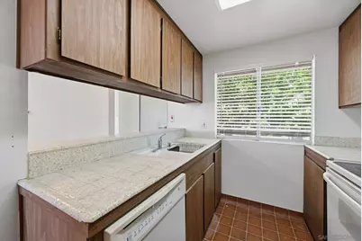  2504 Wanek Road #D, Escondido, CA 92027 - Photo 9