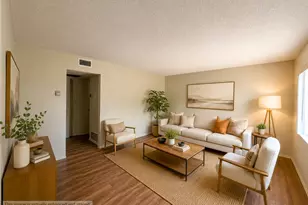 3671 Campus Dr, Oceanside, CA 92056 - Photo 3