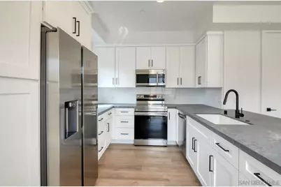  221-227 W G Street, Encinitas, CA 92024 - Photo 7