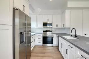 221-227 W G St, Encinitas, CA 92024 - Photo 7