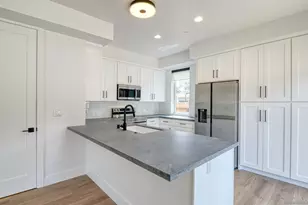 221-227 W G St, Encinitas, CA 92024 - Photo 5
