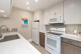 10737 San Diego Mission, San Diego, CA 92108 - Photo 9
