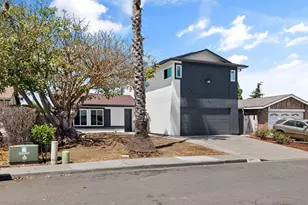 10170 Lady Bess Way, San Diego, CA 92126 - Photo 3