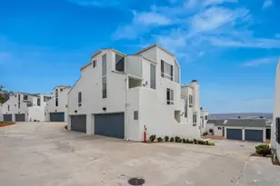 365 Shoemaker Ln, Solana Beach, CA 92075 - Photo 37