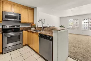 8889 Caminito Plaza Centro, San Diego, CA 92122 - Photo 3