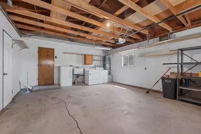  3212 N Mountain View Dr, San Diego, CA 92116 - Photo 41