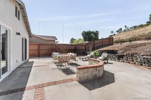 1277 Sagewood Dr, Oceanside, CA 92056 - Photo 9