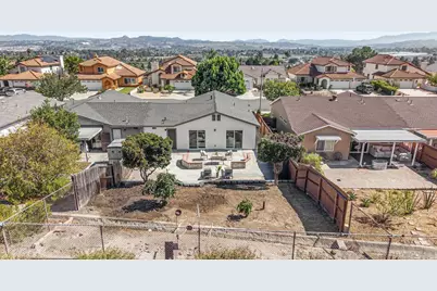  1277 Sagewood Dr, Oceanside, CA 92056 - Photo 11