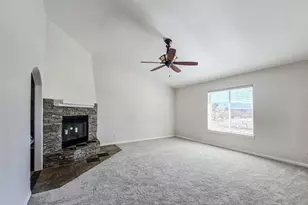 11926 Golden View Rd, Pinon Hills, CA 92372 - Photo 19