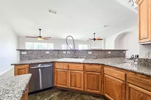 11926 Golden View Rd, Pinon Hills, CA 92372 - Photo 13