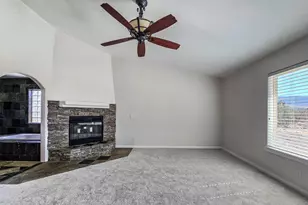 11926 Golden View Rd, Pinon Hills, CA 92372 - Photo 29