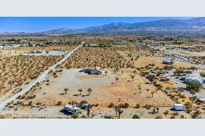  11926 Golden View Road, Pinon Hills, CA 92372 - Photo 59