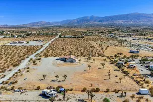 11926 Golden View Rd, Pinon Hills, CA 92372 - Photo 59