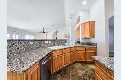  11926 Golden View Road, Pinon Hills, CA 92372 - Photo 15
