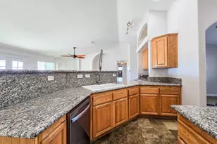 11926 Golden View Rd, Pinon Hills, CA 92372 - Photo 15