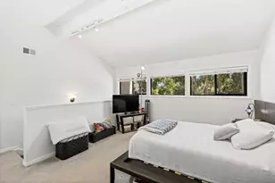 2501 Navarra, Carlsbad, CA 92009 - Photo 17