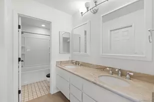 2501 Navarra Dr, Carlsbad, CA 92009 - Photo 23