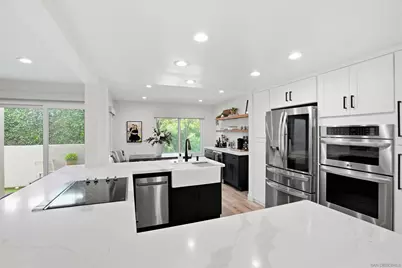  2444 Caminito Venido, San Diego, CA 92107 - Photo 3