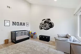 2444 Caminito Venido, San Diego, CA 92107 - Photo 27