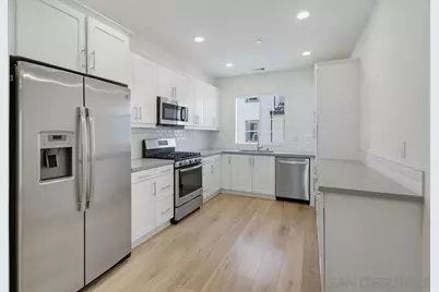  4366 Pacifica Way #3, Oceanside, CA 92056 - Photo 11