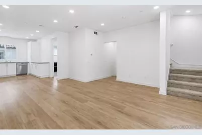  4366 Pacifica Way #3, Oceanside, CA 92056 - Photo 5
