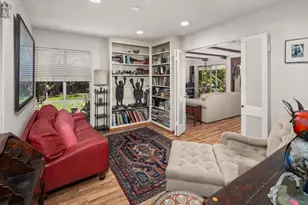 8925 Cliffridge Ave, La Jolla, CA 92037 - Photo 13