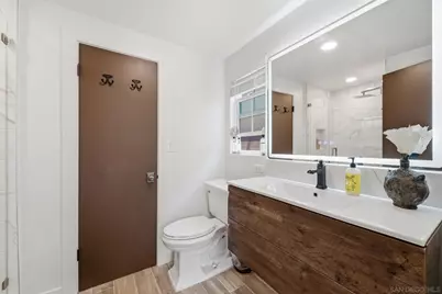  404 Bonair Street, La Jolla, CA 92037 - Photo 11