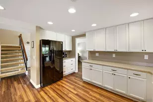 9518 Hillcreek Way, Santee, CA 92071 - Photo 13