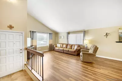  9518 Hillcreek Way, Santee, CA 92071 - Photo 3